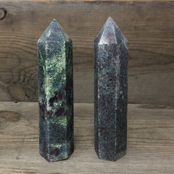 Ruby Kyanite Towers - Picture 6 of 7